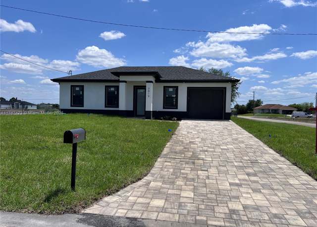 Property at 2819 18th St SW, Lehigh Acres, FL 33976, 3 beds, 3 baths