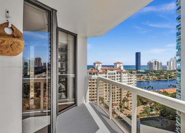 Property at 20185 E Country Club Dr #1904, Aventura, FL 33180, 2 beds, 2.5 baths