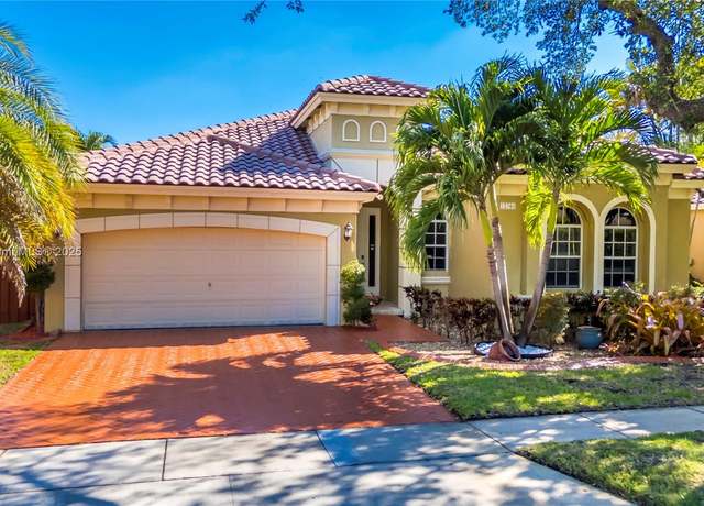 Property at 12744 SW 51st Ct, Miramar, FL 33027, 4 beds, 3 baths