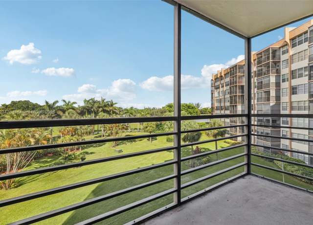 Property at 900 Saint Charles Pl #420, Pembroke Pines, FL 33026, 1 bed, 1.5 baths