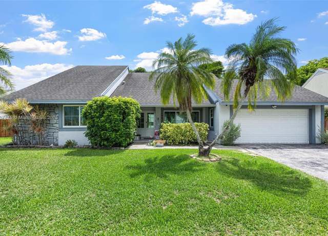 Property at 1360 S Audubon Dr, Homestead, FL 33035, 3 beds, 2 baths