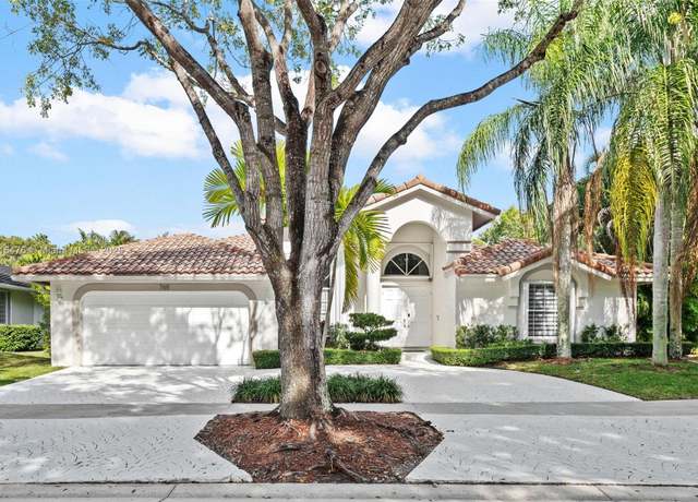 Property at 765 Bayside Ln, Weston, FL 33326, 5 beds, 3.5 baths