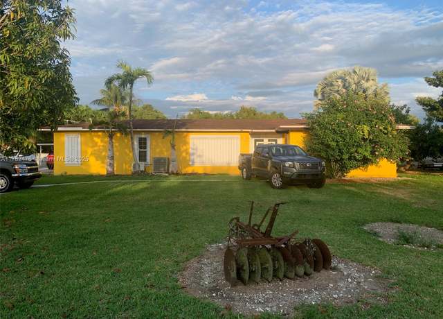 Property at 24105 SW 124th Ave, Homestead, FL 33032, 3 beds, 2 baths