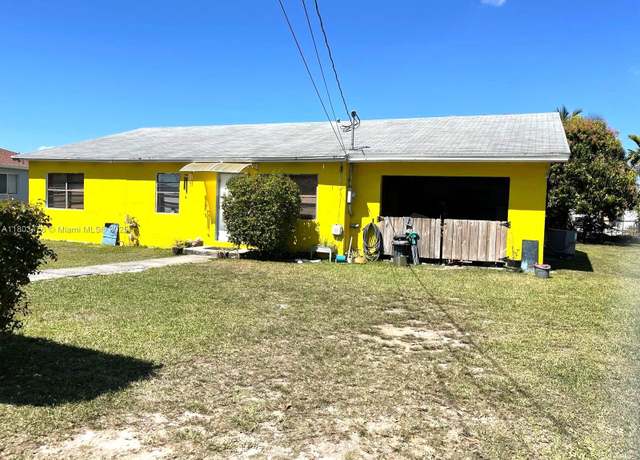 Property at 12035 SW 214th Ter, Miami, FL 33177, 4 beds, 2 baths