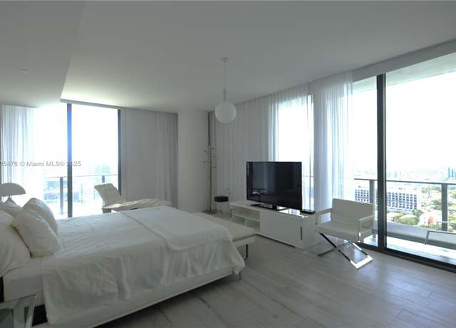 Property at 480 NE 31 St #2607, Miami, FL 33137, 3 beds, 3 baths