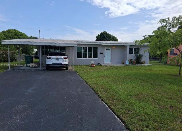 Property at 1721 NW 8th St, Homestead, FL 33030, 3 beds, 2 baths
