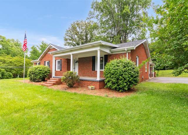 Property at 518 E Main St, ,, NC 27248, 3 beds, 2 baths
