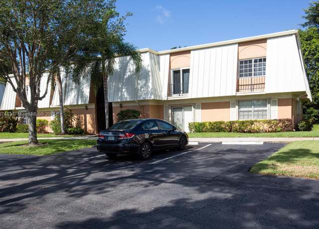 Property at 3615 Citrus Trce #4, Davie, FL 33328, 2 beds, 2 baths