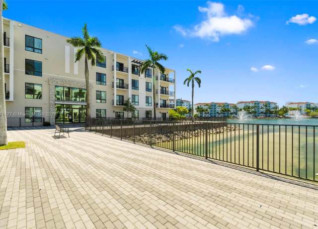 Property at 4636 NW 84th Ave #48, Doral, FL 33166, 3 beds, 2 baths