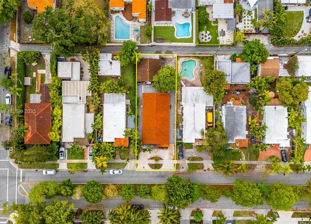Property at 426 SW 26th Rd, Miami, FL 33129, 4 beds, 3 baths