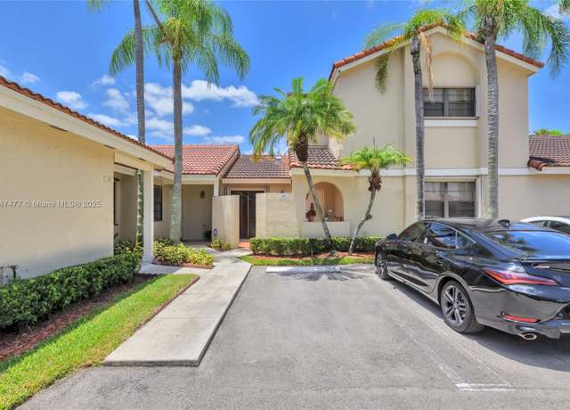 Property at 6326 NW 170 Ter, Hialeah, FL 33015, 3 beds, 2 baths