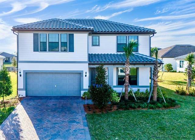 Property at 427 SE Vallarta Dr, Port St Lucie, FL 34984, 5 beds, 4 baths