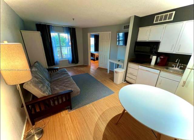 Property at 3100 Parkway Blvd #750, Kissimmee, FL 34747, 1 bed, 1 bath