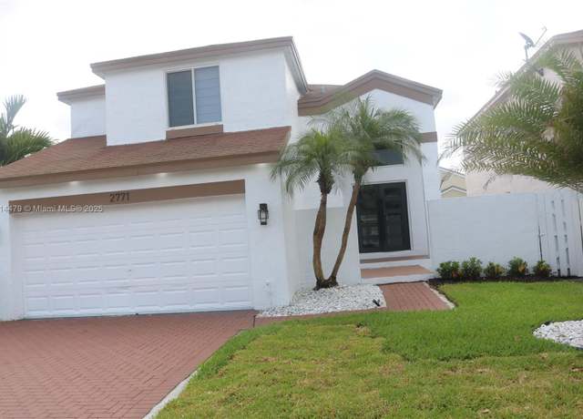 Property at 2771 W River Run Cir W, Miramar, FL 33025, 3 beds, 2.5 baths