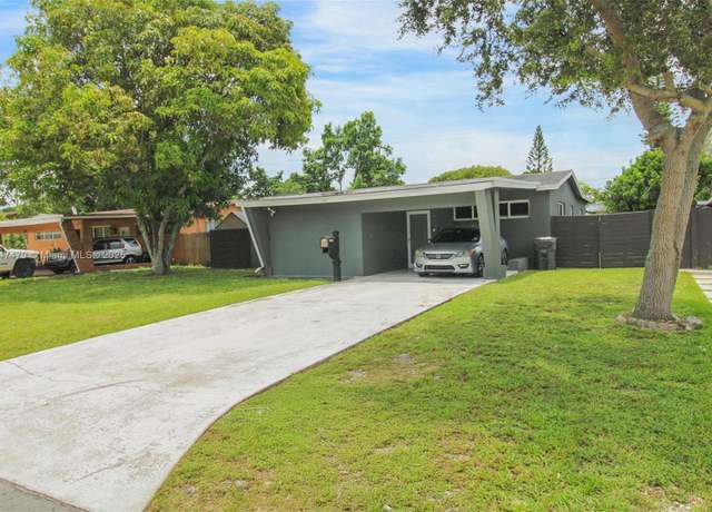 Property at 7440 Farragut St, Hollywood, FL 33024, 5 beds, 2 baths
