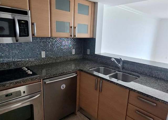 Property at 2101 Brickell Ave #1109, Miami, FL 33129, 1 bed, 1 bath