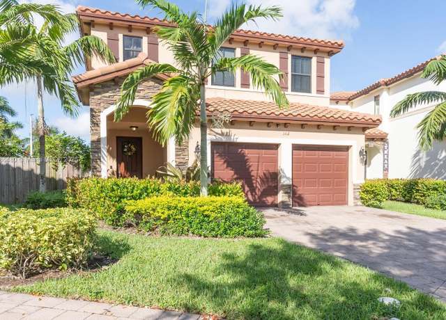 Property at 102 NE 23rd Ter, Homestead, FL 33033, 5 beds, 2.5 baths