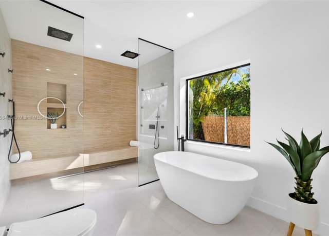 Property at 210 NE 107th St, Miami Shores, FL 33161, 5 beds, 4 baths