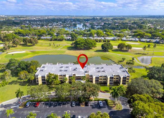 Property at 16100 Golf Club Rd #313, Weston, FL 33326, 2 beds, 2.5 baths
