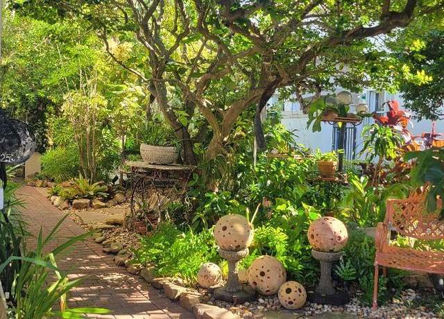 Property at 949 Harbor Vw N, Hollywood, FL 33019, 4 beds, 2.5 baths