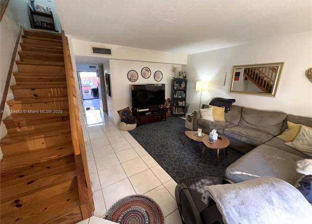 Property at 10023 SW 77th Ct, Miami, FL 33156, 2 beds, 2.5 baths