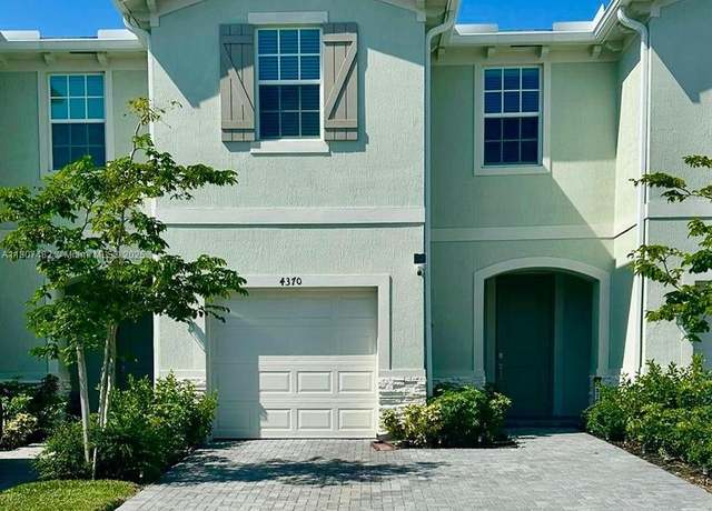 Property at 4370 Pond Lily Ln, Lake Worth, FL 33467, 3 beds, 2.5 baths