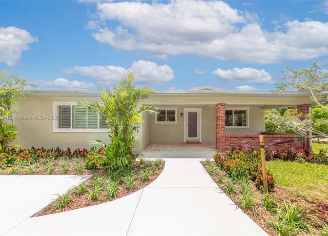 Property at 15430 SW 260th St, Homestead, FL 33032, 3 beds, 3 baths