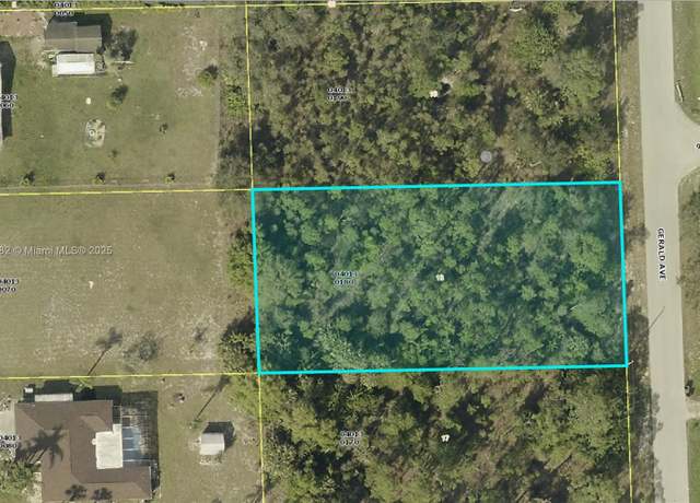 Property at 911 Gerald Ave, Lehigh Acres, FL 33936