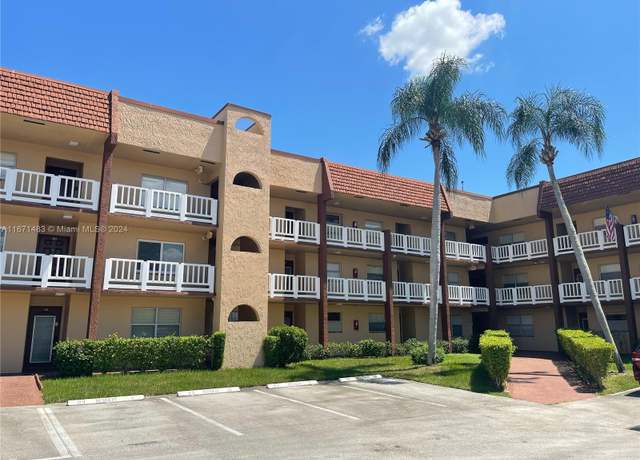 Property at 9300 Sunrise Lakes Blvd #303, Sunrise, FL 33322, 2 beds, 2 baths