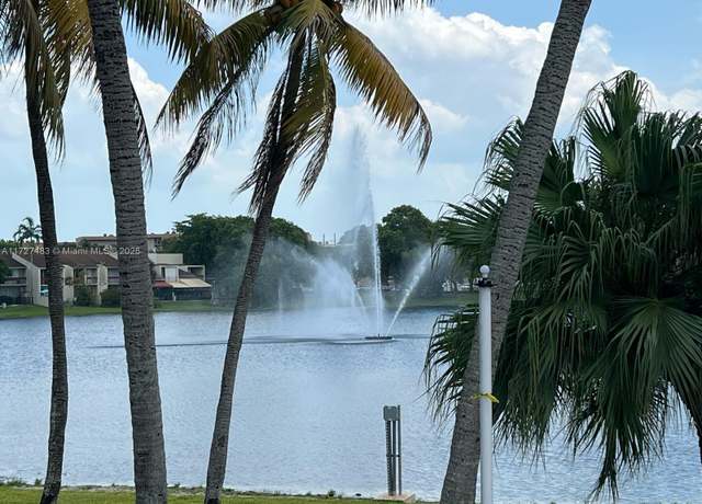 Property at 9365 Fontainebleau Blvd Unit E114, Miami, FL 33172, 1 bed, 1.5 baths