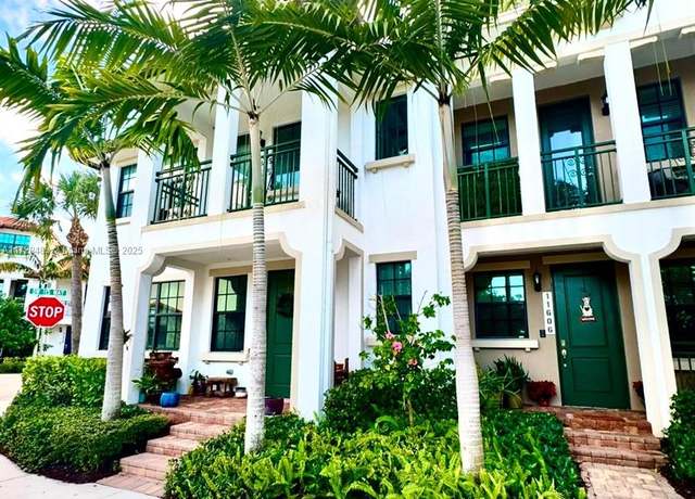 Property at 11602 SW 13th Ct, Pembroke Pines, FL 33025, 3 beds, 3.5 baths
