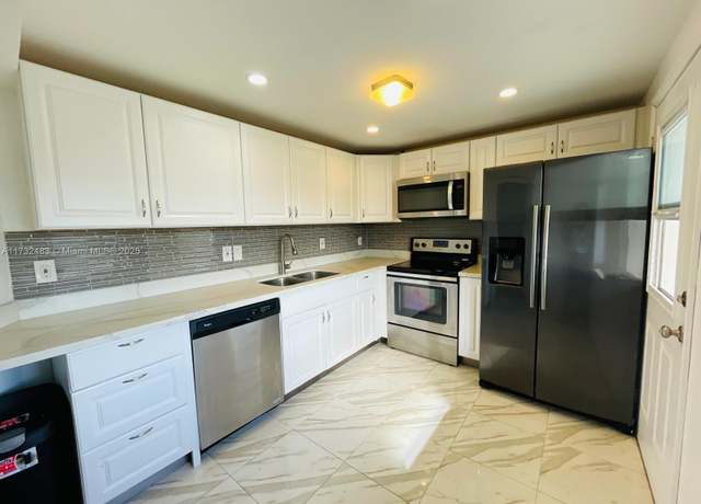 Property at 1701 NE 191st St Unit A402, Miami, FL 33179, 2 beds, 2 baths