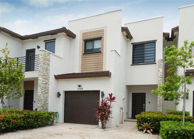 Property at 20428 NE 2nd Ct, Miami, FL 33179, 3 beds, 2.5 baths
