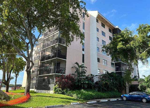Property at 20840 San Simeon Way #402, Miami, FL 33179, 2 beds, 2 baths