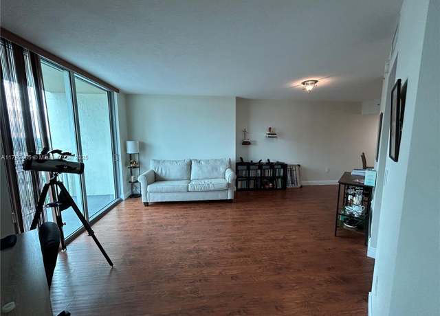 Property at 9066 SW 73rd Ct #1504, Miami, FL 33156, 1 bed, 1 bath