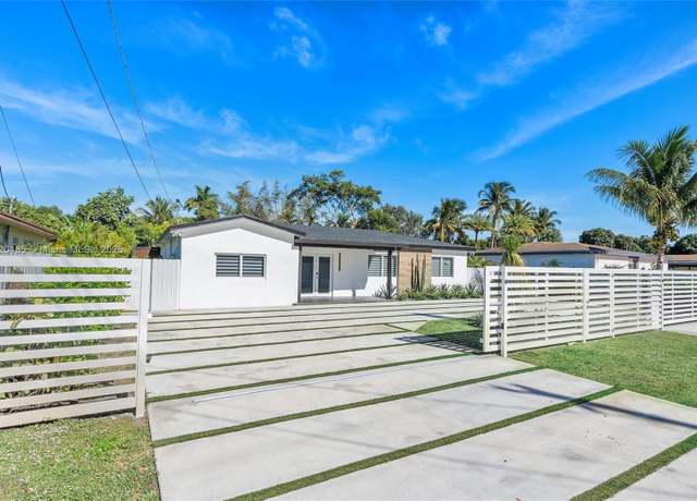 Property at 225 NE 150th St, Miami, FL 33161, 5 beds, 3 baths