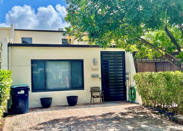 Property at 7643 SW 102nd Pl, Miami, FL 33173, 2 beds, 2 baths