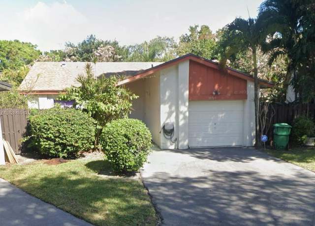Property at 11765 SW 135th Ct, Miami, FL 33186, 2 beds, 2 baths
