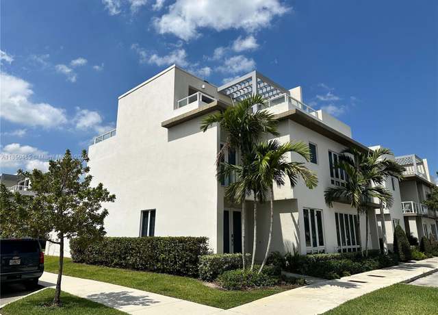Property at 10362 NW 66th St, Doral, FL 33178, 4 beds, 3.5 baths