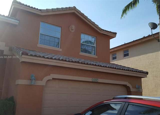 Property at 1387 SW 105th Ave, Pembroke Pines, FL 33025, 3 beds, 2.5 baths