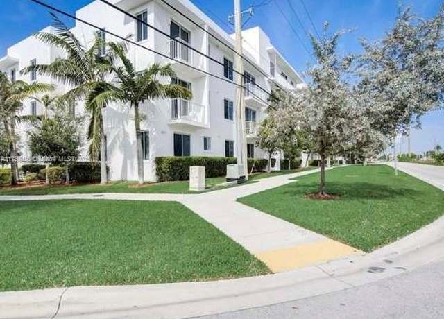 Property at 2651 NE 212th Ter #305, Miami, FL 33180, 2 beds, 2 baths