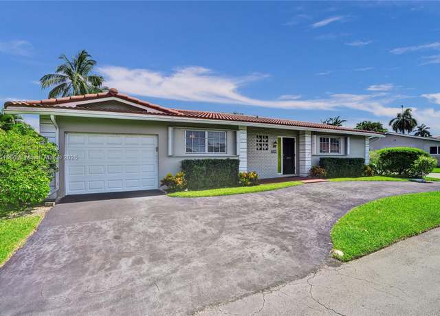 Property at 7200 E Tropical Way, Plantation, FL 33317, 2 beds, 2 baths