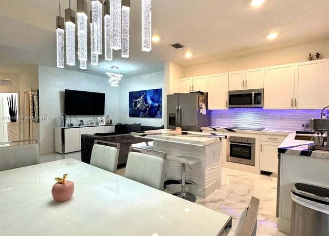Property at 1856 SE 26th Rd #1856, Homestead, FL, 3 beds, 3 baths