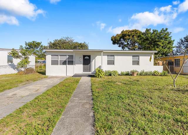 Property at 939 NW 12th St, Fort Lauderdale, FL 33311, 3 beds, 2 baths