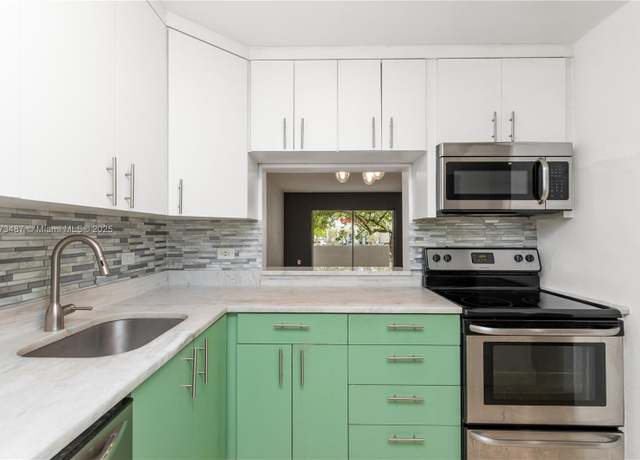 Property at 6890 N Kendall Dr Unit B202, Pinecrest, FL 33156, 2 beds, 1.5 baths