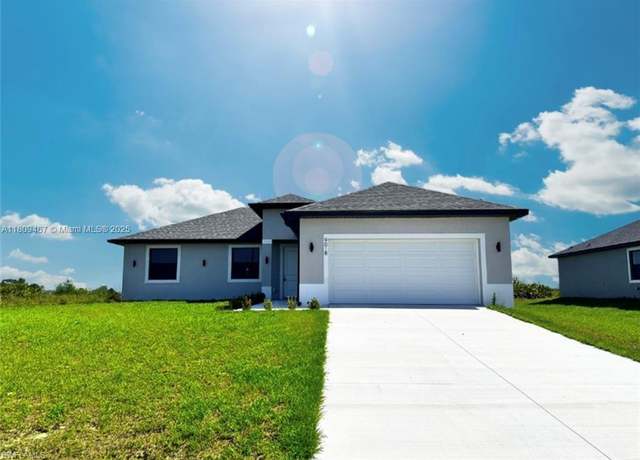 Property at 9018 W Castle Cir, La Belle, FL 33935, 4 beds, 3 baths