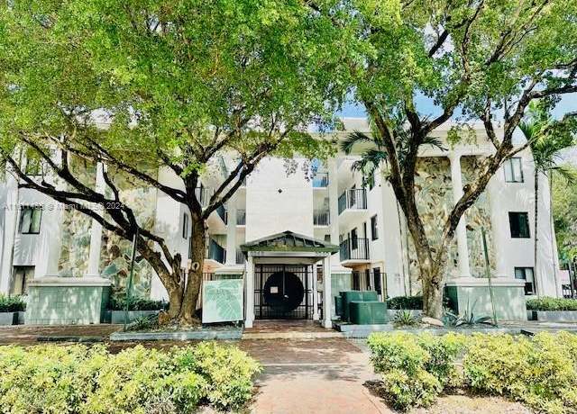 Property at 3242 Mary St Unit S214, Miami, FL 33133, 1 bed, 1 bath