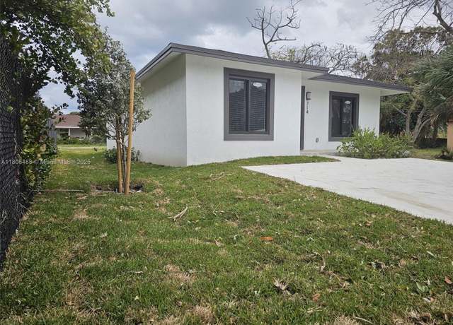 Property at 714 NW 4th Ave, Pompano Beach, FL 33060, 4 beds, 2 baths