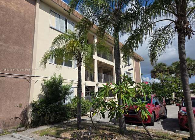 Property at 348 S Federal Hwy #5, Dania Beach, FL 33004, 1 bed, 1 bath