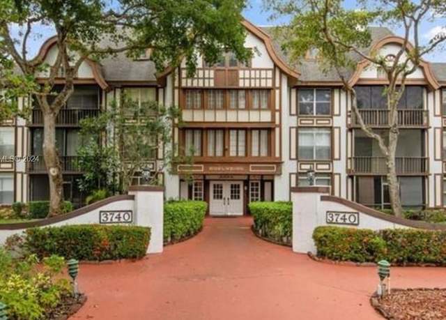 Property at 3740 Inverrary Dr Unit 3K, Lauderhill, FL 33319, 1 bed, 1.5 baths